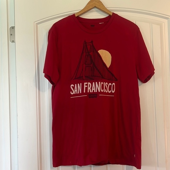 Levi's Tops - Levi’s San Francisco T Shirt Size Large